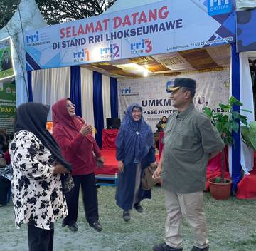 Pj.Walikota Lhokseumawe Kunjungi Stand RRI