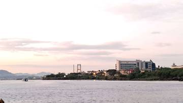 Reklamasi Pesisir Pantai Manado