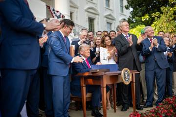 Indonesia Hadapi Ancaman Tarif Lebih Tinggi dari Trump