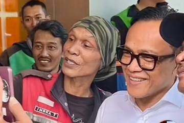 Dari Jalanan ke Kekuasaan, Tumbang di OTT