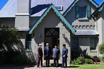Di Balik Pertemuan Sydney, Persahabatan dan Kedaulatan Diuji