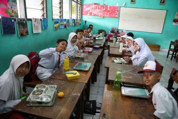 Peristiwa Pilu Mobil MBG Tabrak Siswa SD