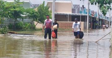 Nestapa Warga Perumahan Subsidi Bekasi, Kocar-Kacir Dihantam Banjir 