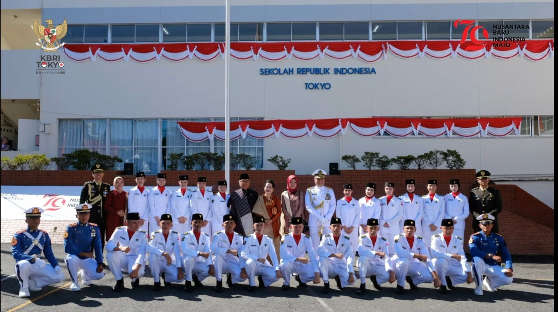 Teriknya Cuaca Tak Halangi WNI Ikuti Upacara HUT RI ke-79 di Jepang