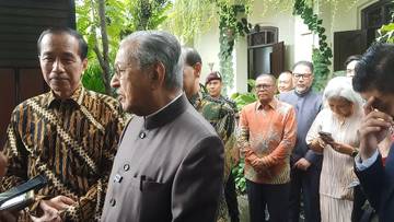 Pertemuan Mantan PM Malaysia Mahathir Mohamad dan Jokowi di Solo