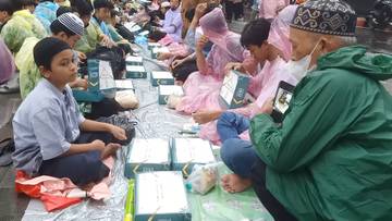 Momentum Bukber Terpanjang di Solo Pecahkan Rekor MURI