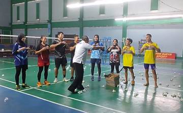 Dua Minggu Pelatda, Atlet Cabor Bulu Tangkis NTB Fokus Latihan Fisik