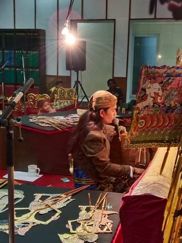 Pagelaran Wayang Kulit Madya Ratri : Cerita Bimo Bungkus