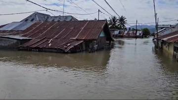 Rumah Warga Kayubulan Masih Terendam Banjir