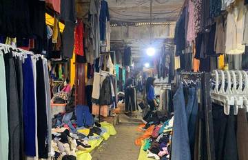 Tren "Thrifthing" yang Disukai Anak Muda
