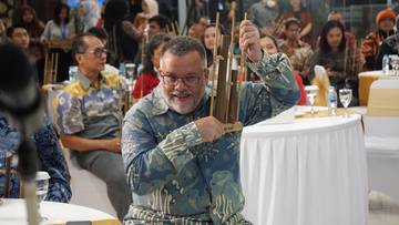 Intip Keseruan Permainan Angklung di 'Diplomatic Gathering' Voice of Indonesia