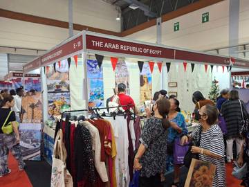 Puluhan Kedubes Mengikuti Bazar Amal Tahunan WIC 