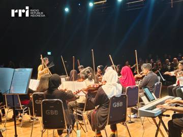 Meriahnya 'Sinanggar Tullo' jadi Penutup Gala Konser IOEF