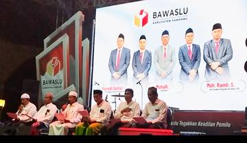 Pesan Bawaslu Jatim di Istighosah Apel Siaga Bawaslu Sampang