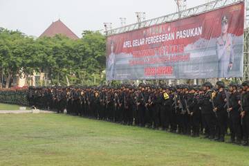 Apel Pergerakan Pasukan Pengamanan Pilkada di Sampang