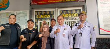 Bawaslu Tinjau TPS saat Pemungutan Suara Pilkada 2024