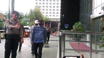 Terjaring OTT, Pj Walikota Pekanbaru Tiba di KPK