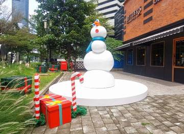 Sambut Natal, Chillax Jakarta Hadirkan Boneka Salju