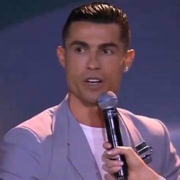 Ronaldo Sebut Vinicius Layak Raih Ballon d'Or 2024