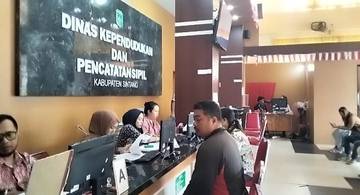 Disdukcapil Sintang Layani Hingga 200 Pengajuan Perhari