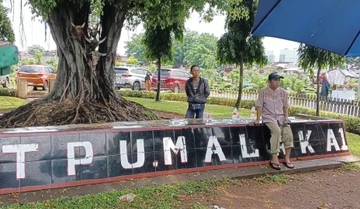 Jelang Ramadhan TPU Malaka Jakarta Timur Ramai Dikunjungi Peziarah 