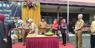 SMP N 1 Sintang Menggelar Dies Natalis ke-74