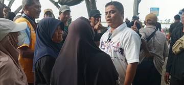 Ancol perbolehkan pedagang berjualan di pantai Lagoon 