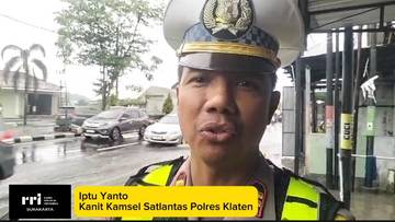 Ruas Jalan Yogja Solo di Prambanan Klaten Banjir 