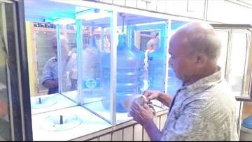 Usaha Air Minum, Pak Alex Sukses Kuliahkan Anaknya