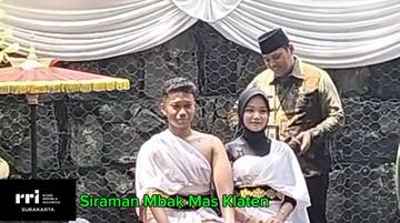 Tradisi Padusan Berlangsung di Umbul Cokro Tulung Klaten