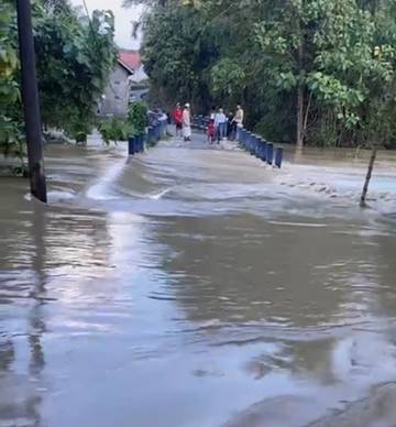 Polres Sampang Gelar Patroli Antisipasi Banjir