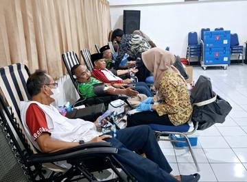 KDDI Ajak Beribadah dengan Berdonor Darah 