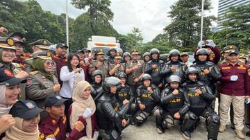 Pramono Apresiasi Kinerja Satpol PP dan Satlinmas Jaga Ketertiban Masyarakat