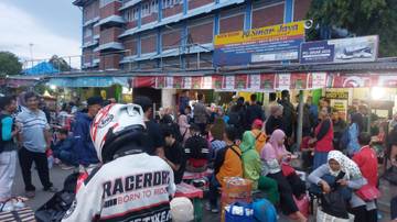 Pemudik di Terminal Kota Bekasi Meningkat