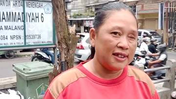 Kisah Nursiah, Pemulung Mengais Pundi-Pundi Idulfitri.