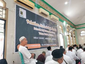 Sintang Utus Dua Orang Tim Pemandu Haji Daerah Tahun 2025
