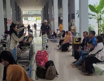 Arus Balik H+1 Atau Hari Ketiga Lebaran Mulai Menggeliat di Terminal Maospati Magetan