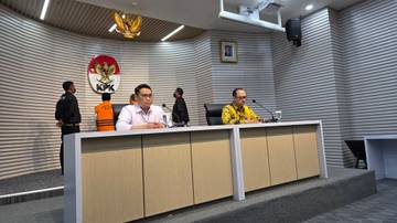 Rugikan Ratusan Miliar KPK Tahan Mantan Petinggi PGN