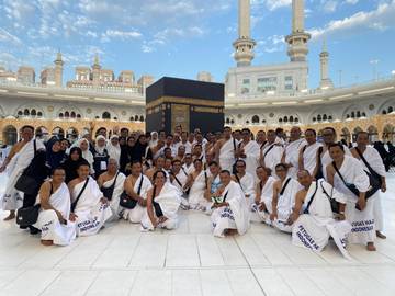 Petugas Haji Jalani Ibadah Umrah