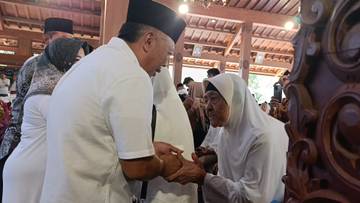 Jelang Keberangkatan, Jemaah Haji Ponorogo Berpamitan