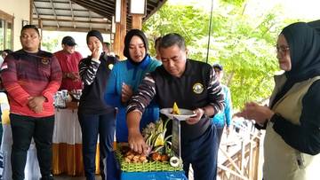 Transplantasi Terumbu Karang Warnai HUT Ke-18 Lanal Gorontalo