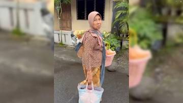 Penjual Jamu Gendong Mewujudkan Impian Ke Tanah Suci