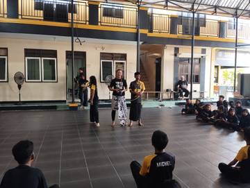 Wujud Kolaborasi Perguruan Pencak Silat Sambut Relawan Worldpacker