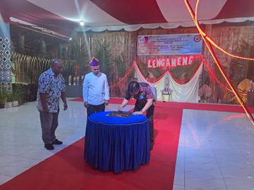 Bupati Sangihe Resmikan Pondopo Kampung Lenganeng
