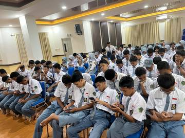 Waspada Judi Online, Pelajar Balikpapan Ikuti Penyuluhan Keuangan