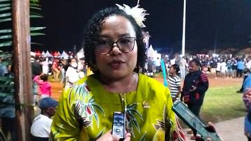 Anggota DPR RI,Ruth Naomi Rumkabu Hadiri Pembukaan FBB