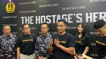 Yama Carlos Ceritakan Aura dalam Kapal Perang Bersejarah