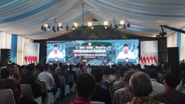 Presiden Resmikan Pabrik Petrokimia Pertama di Indonesia