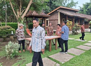 Komisi VII Dorong Standardisasi Desa Wisata 