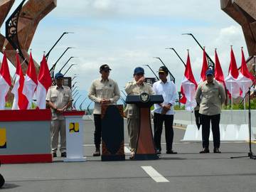Resmikan Jembatan Kabanaran, Presiden Harap Permudah Akses Konektivitas